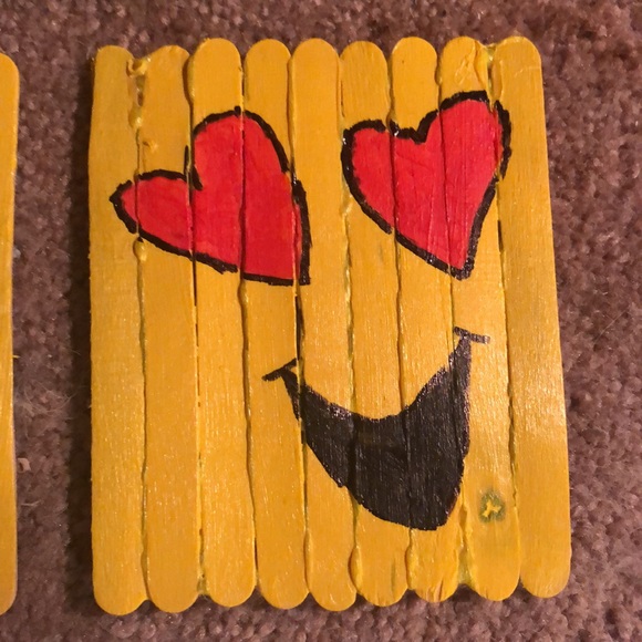 Emoji Coasters - Picture 10 of 10